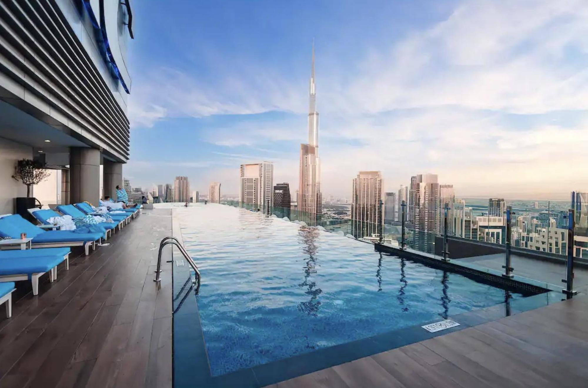 Highest Infinity Pool In Downtown *