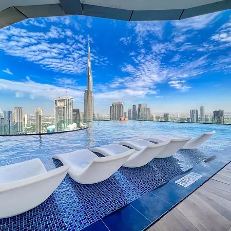 Highest Infinity Pool In Downtown Dubai Apartment Exterior photo