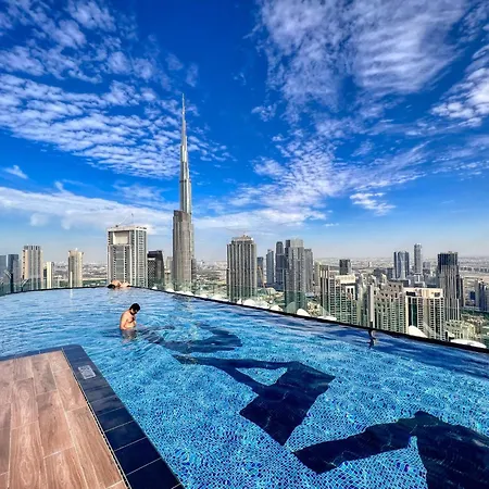 Highest Infinity Pool In Downtown Dubai Apartment Exterior photo