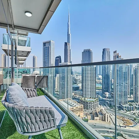 Highest Infinity Pool In Downtown Dubai Apartment Exterior photo