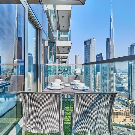 Highest Infinity Pool In Downtown Dubai Apartment Exterior photo