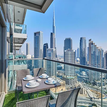 Highest Infinity Pool In Downtown Dubai Apartment Exterior photo