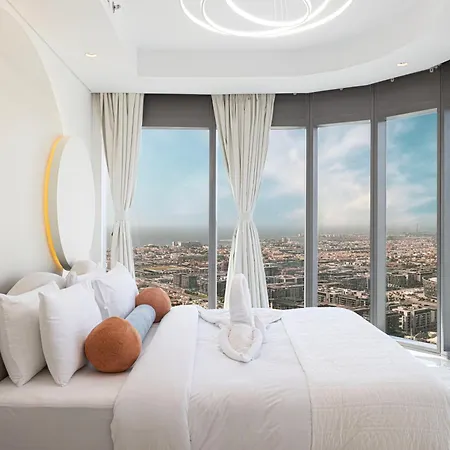 Highest Infinity Pool In Downtown Dubai Apartment Room photo