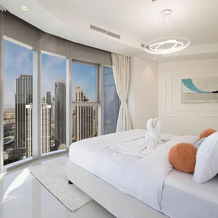 Highest Infinity Pool In Downtown Dubai Apartment Room photo