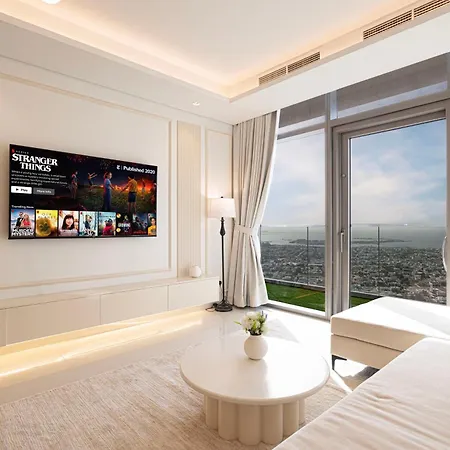 Highest Infinity Pool In Downtown Dubai Apartment Exterior photo