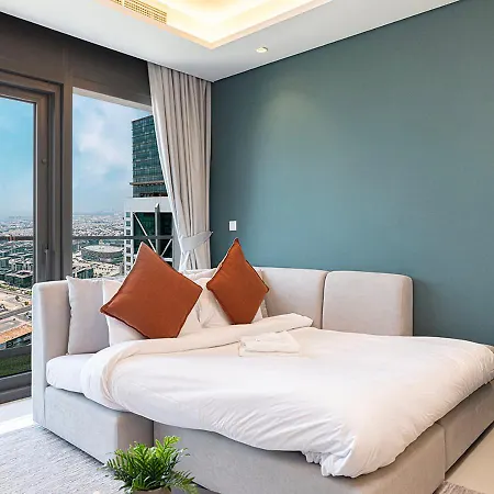 Highest Infinity Pool In Downtown Dubai Apartment Exterior photo