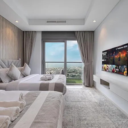 Highest Infinity Pool In Downtown Dubai Apartment Exterior photo