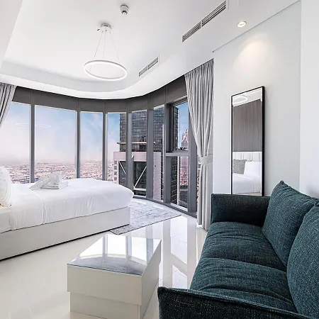 Highest Infinity Pool In Downtown Dubai Apartment Exterior photo