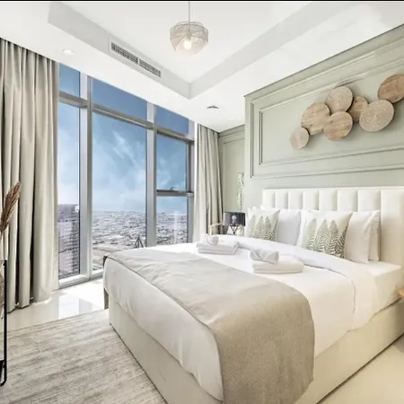 Highest Infinity Pool In Downtown Dubai Apartment Exterior photo